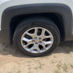 2018 JEEP RENEGADE LATITUDE — миниатюра 17