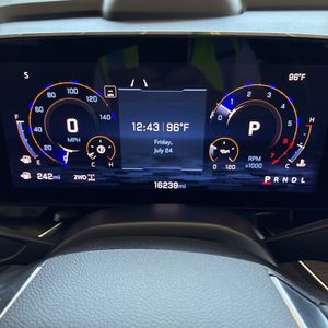2025 Chevrolet TAHOE Z71 — миниатюра 41