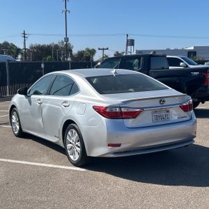 LEXUS ES 300H BASE - 5