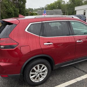2018 Nissan ROGUE SV — фото 9