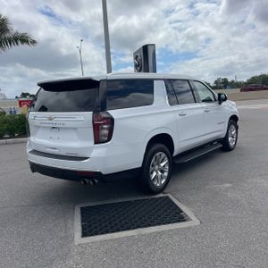 CHEVROLET SUBURBAN PREMIER - 8