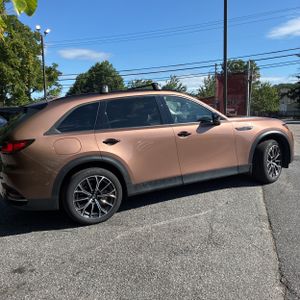 2025 Mazda CX-70 PLUG-IN HYBRID PREMIUM — фото 8