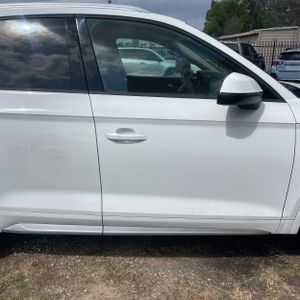 AUDI Q5 2.0T PREMIUM - 9