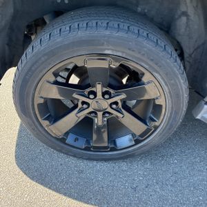 2019 Chevrolet TAHOE LT — фото 14