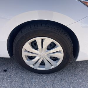 صورة مصغرة 19 لـ 2023 Nissan VERSA S