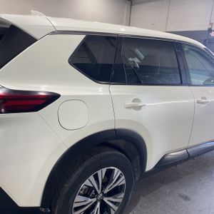NISSAN ROGUE SV - 9