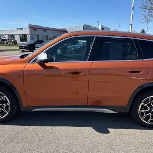 BMW X1 XDRIVE28I - 4