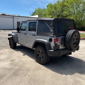 Jeep Wrangler Unlimited Sport - 5