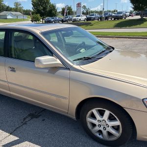 2001 Toyota AVALON XLS thumbnail 13