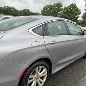 2015 Chrysler 200 LIMITED — фото 8