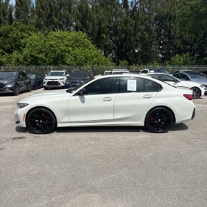 صورة 3 لـ 2025 BMW 330I