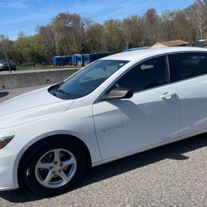 CHEVROLET MALIBU LS - 2