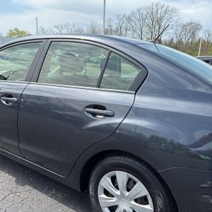 SUBARU IMPREZA 2.0I - 6