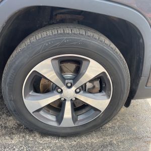 2019 JEEP CHEROKEE LIMITED 缩略图 20