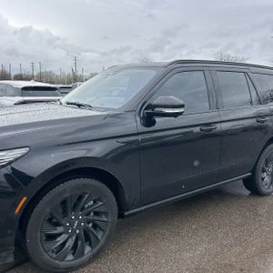 LINCOLN NAVIGATOR RESERVE - 2