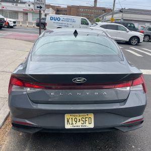 HYUNDAI ELANTRA SEL - 6
