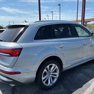 صورة 9 لـ 2025 AUDI Q7 PREMIUM PLUS