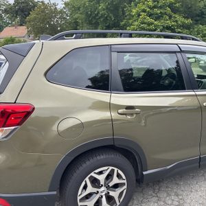 2024 Subaru FORESTER PREMIUM 照片 9