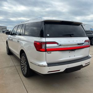 2019 Lincoln NAVIGATOR L RESERVE photo 4