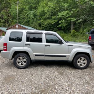 2012 JEEP LIBERTY SPORT 照片 10