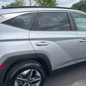 HYUNDAI TUCSON SEL - 8