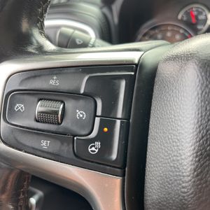 صورة مصغرة 70 لـ 2020 Chevrolet SILVERADO 1500 RST
