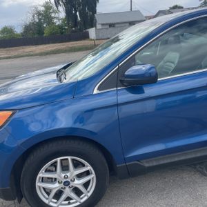 FORD EDGE SEL - 2