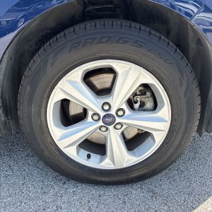 صورة مصغرة 20 لـ 2016 FORD EDGE SE