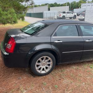 صورة 8 لـ 2006 Chrysler 300 C