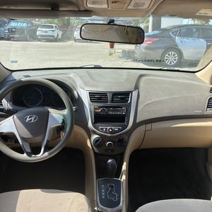 2012 Hyundai ACCENT GLS — миниатюра 36