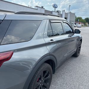 FORD EXPLORER ST - 8