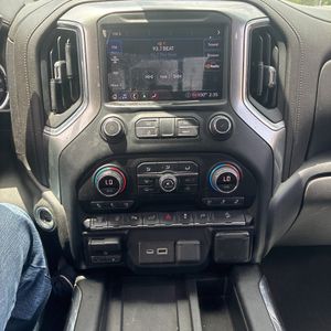 صورة مصغرة 38 لـ 2020 Chevrolet SILVERADO 2500HD LTZ