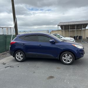 HYUNDAI TUCSON GLS - 10
