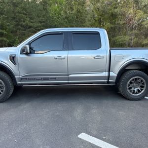 FORD F150 LARIAT - 4