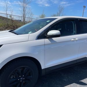 FORD EDGE SEL - 2