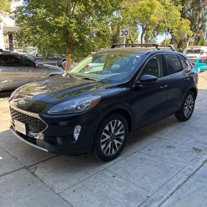 FORD ESCAPE TITANIUM - 1