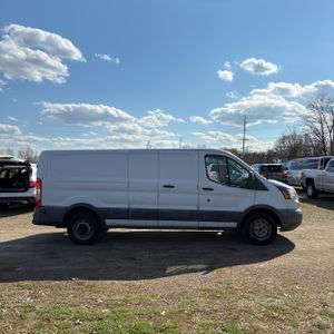 FORD TRANSIT 150 - 10