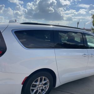 صورة 9 لـ 2022 Chrysler PACIFICA TOURING L