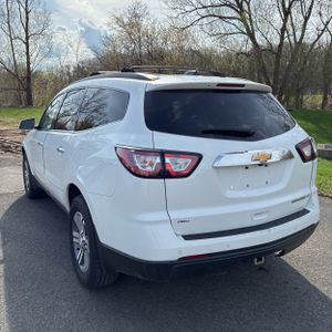 CHEVROLET TRAVERSE LT - 5
