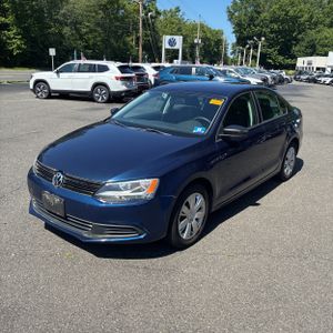 صورة 1 لـ 2012 Volkswagen JETTA S