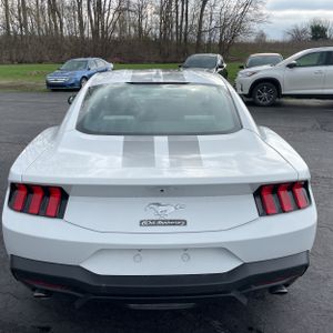 FORD MUSTANG ECOBOOST - 7