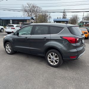 FORD ESCAPE SE - 5