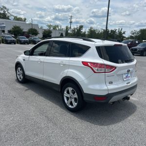 FORD ESCAPE SE - 5
