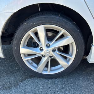 2013 Nissan SENTRA SR 照片 16