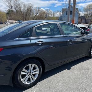 HYUNDAI SONATA GLS - 9