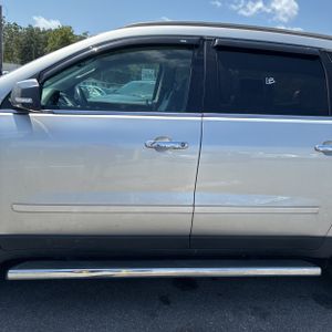 صورة 4 لـ 2014 Chevrolet TRAVERSE LT