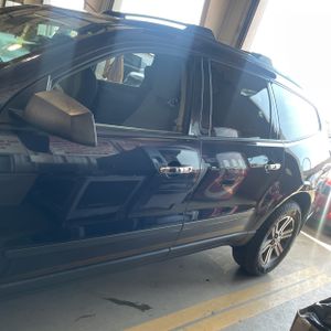 CHEVROLET TRAVERSE LS - 4