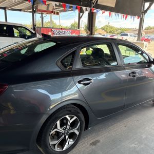 صورة 9 لـ 2019 KIA FORTE LXS