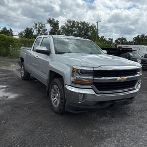 2017 Chevrolet SILVERADO 1500 LT — фото 10