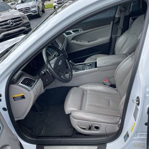صورة مصغرة 31 لـ 2015 Hyundai GENESIS 3.8L
